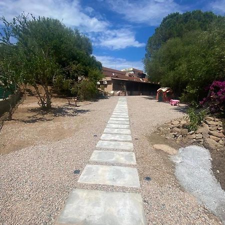Aparthotel Le Stanze Del Mare Golfo Aranci Exterior foto
