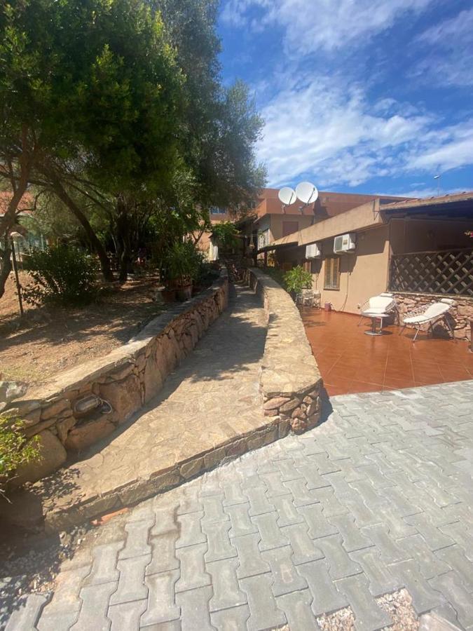 Aparthotel Le Stanze Del Mare Golfo Aranci Exterior foto