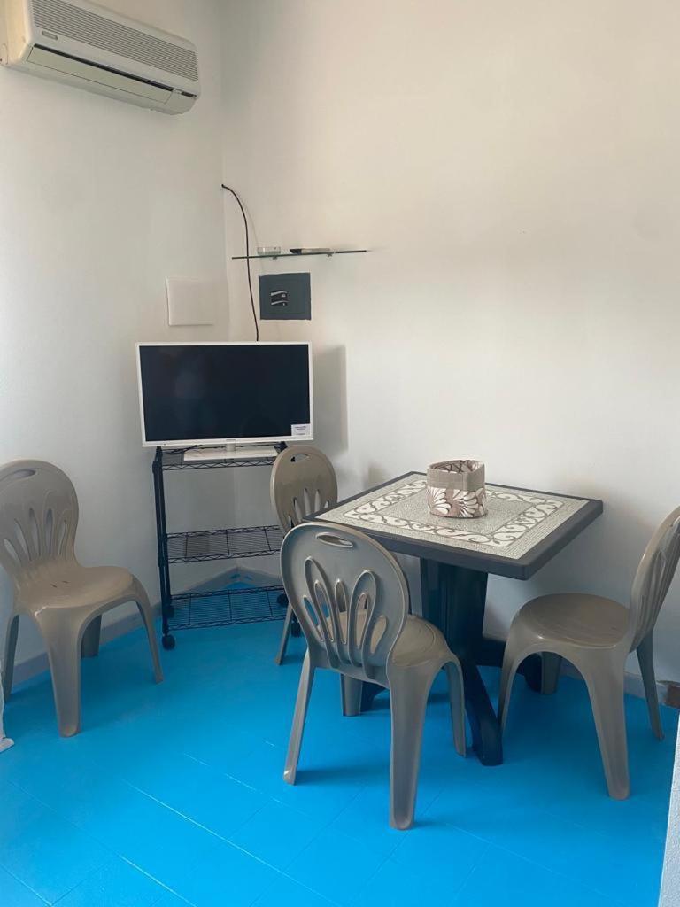 Aparthotel Le Stanze Del Mare Golfo Aranci Zimmer foto