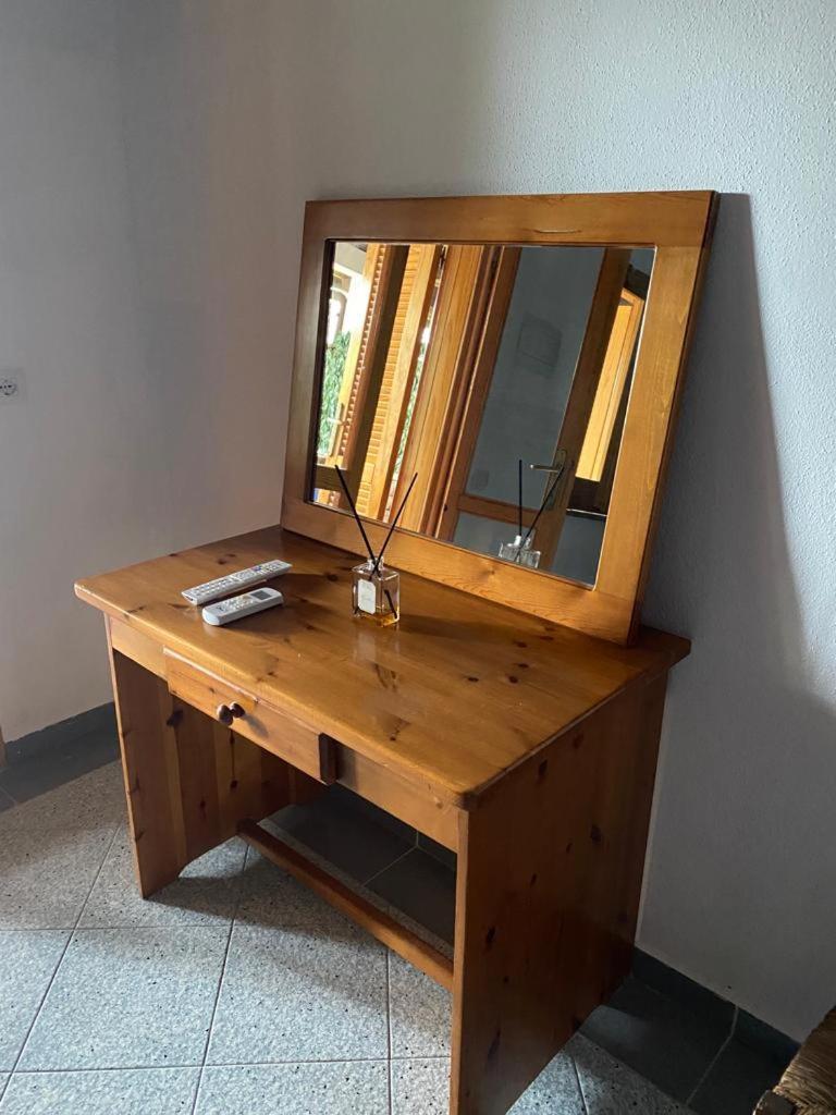 Aparthotel Le Stanze Del Mare Golfo Aranci Zimmer foto