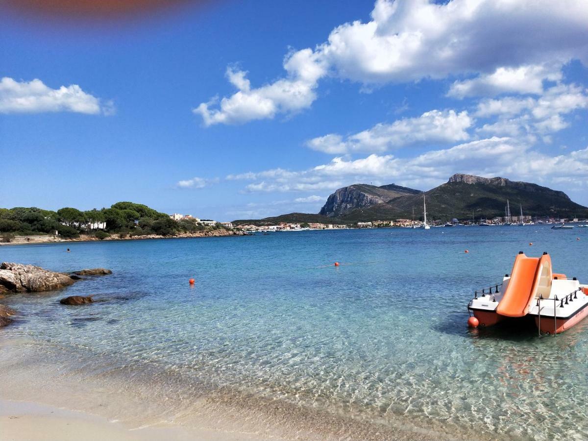 Aparthotel Le Stanze Del Mare Golfo Aranci Exterior foto